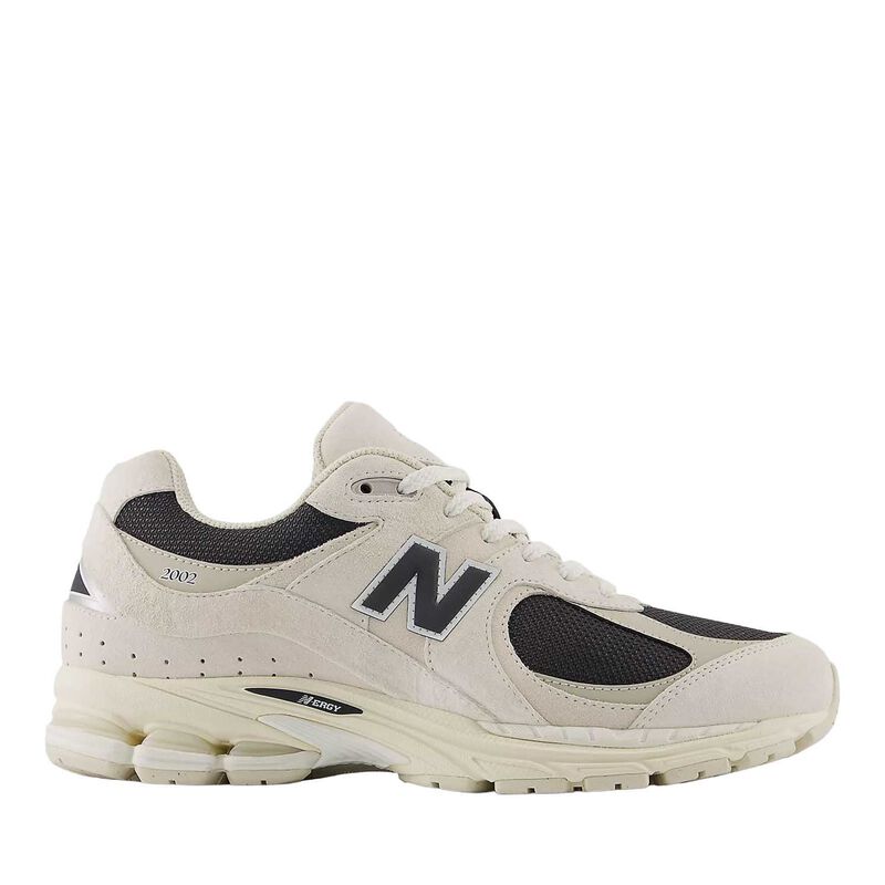 New Balance 2002R Sneaker image number 0